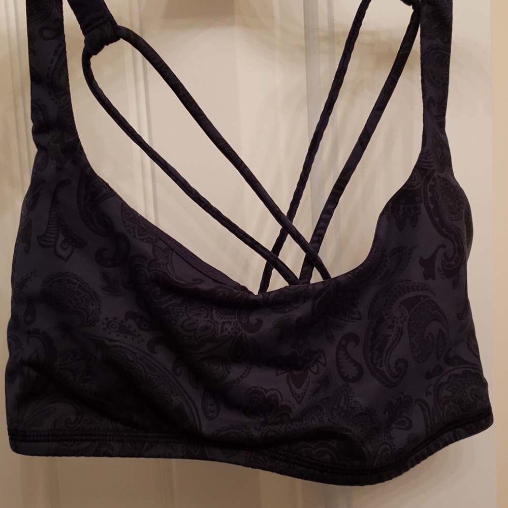 Lululemon sport bra - Picture 2 of 4